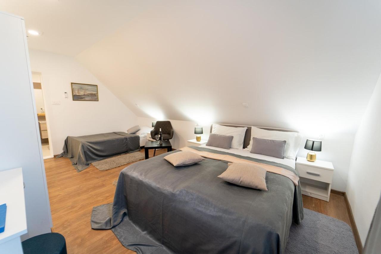 Rooms & Apartment Milan Saborsko Zewnętrze zdjęcie