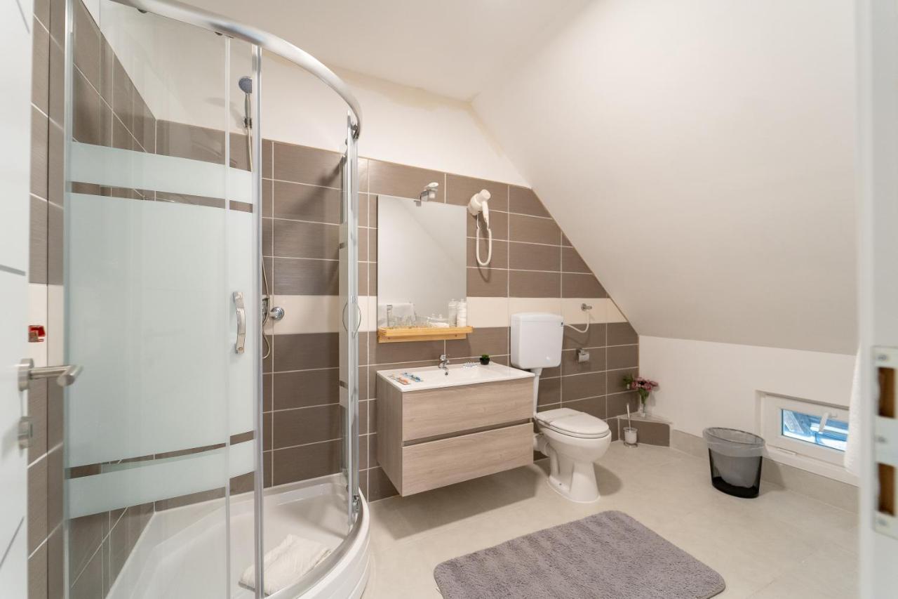 Rooms & Apartment Milan Saborsko Zewnętrze zdjęcie
